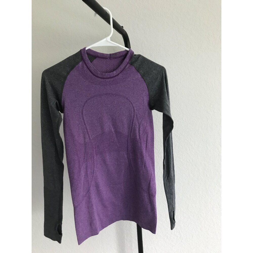Lulu Lemon Swiftly Tech Long-Sleeve Shirt 2.0 | Hip Length | Size 4 | Purple, Gr